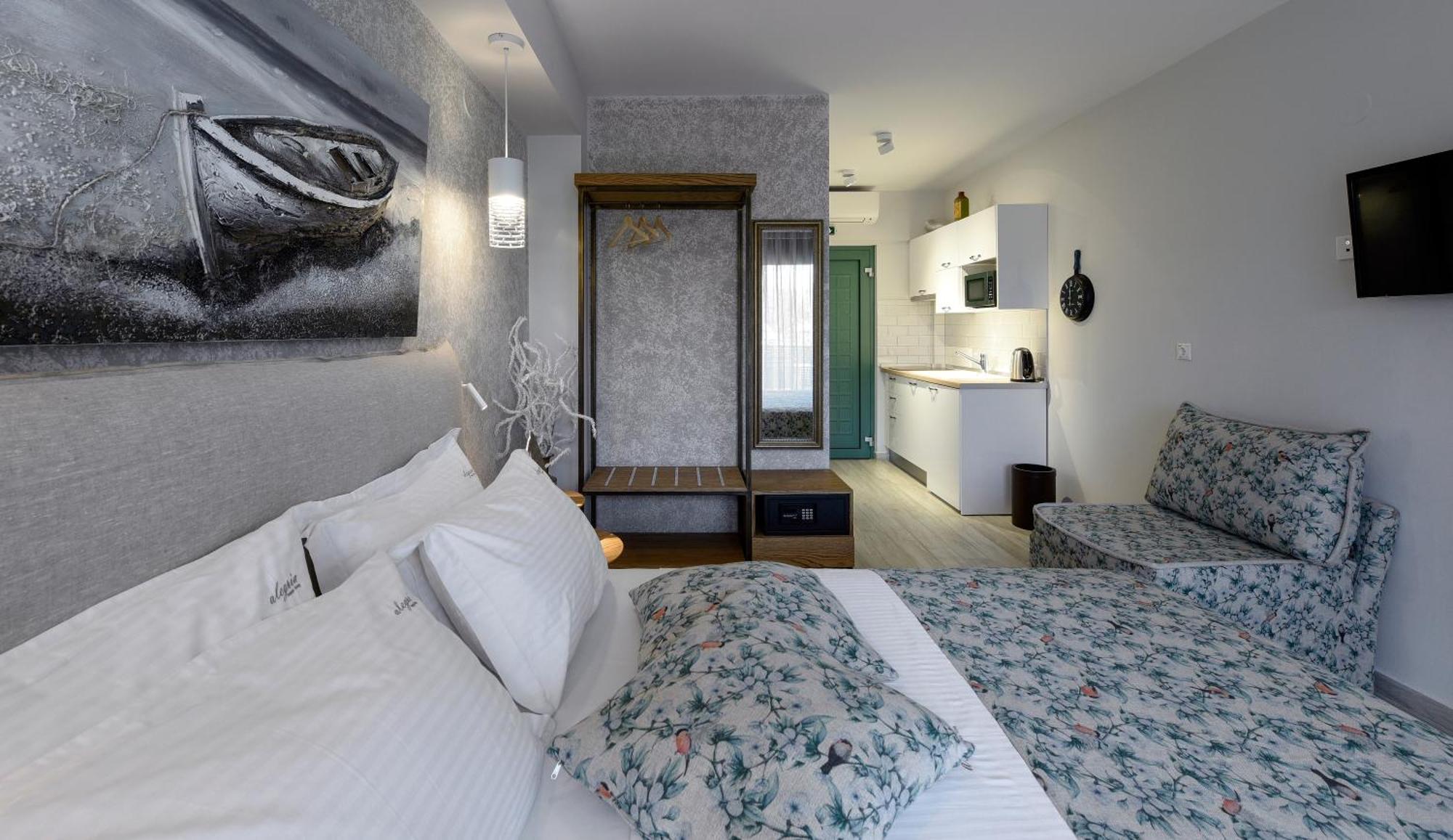 Alegria Suites نيكيتي الغرفة الصورة